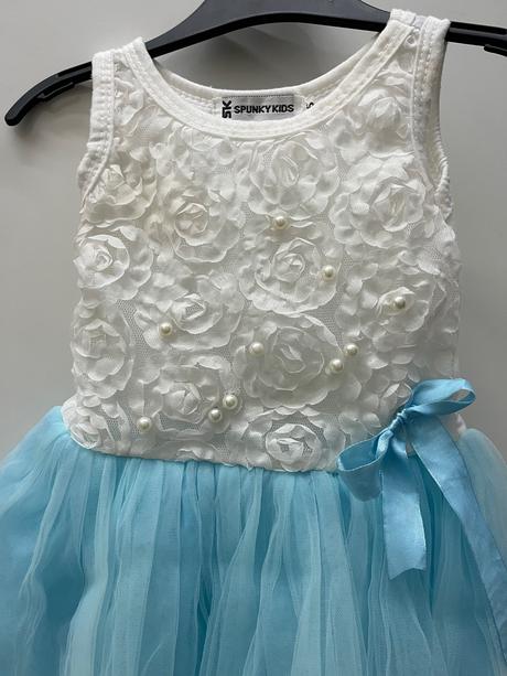 Šatky s lupienkami, 80