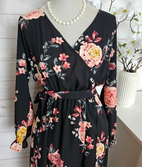 Krásne lahulinké šaty, 36