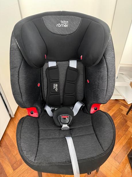 Autosedačka, britax
