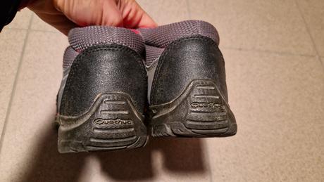 Turistické topánky, 33