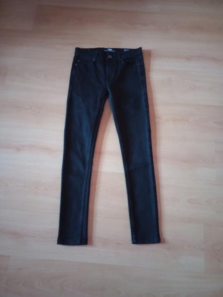 Čierne nohavice/rifle 158/164, new yorker,158