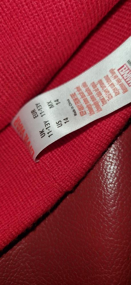 Captain america čiapka, marvel,140