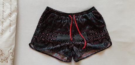 Šortky xs, colours of the world,xs