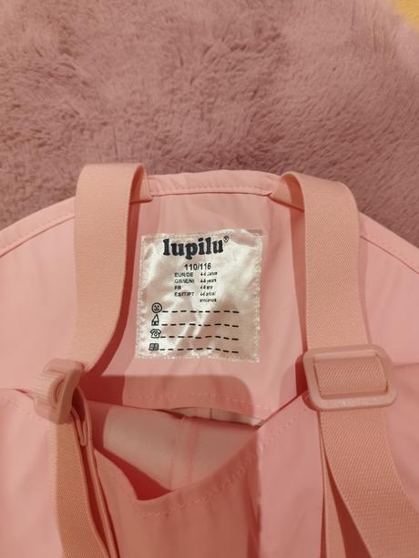 Nohavice do dažďa, lupilu,116