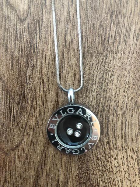 Prívesok bvlgari, bvlgari
