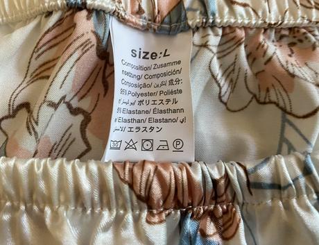 Dvojdielne krátke saténové pyžamo v. l, l