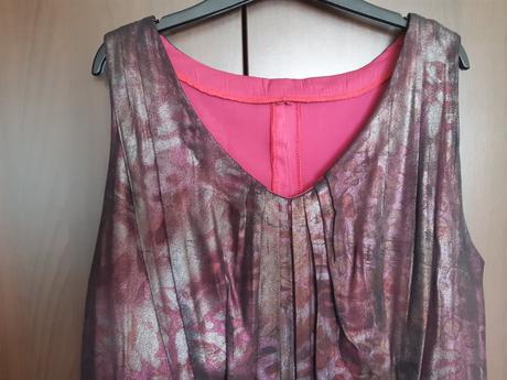 Spoločenské šaty, 46