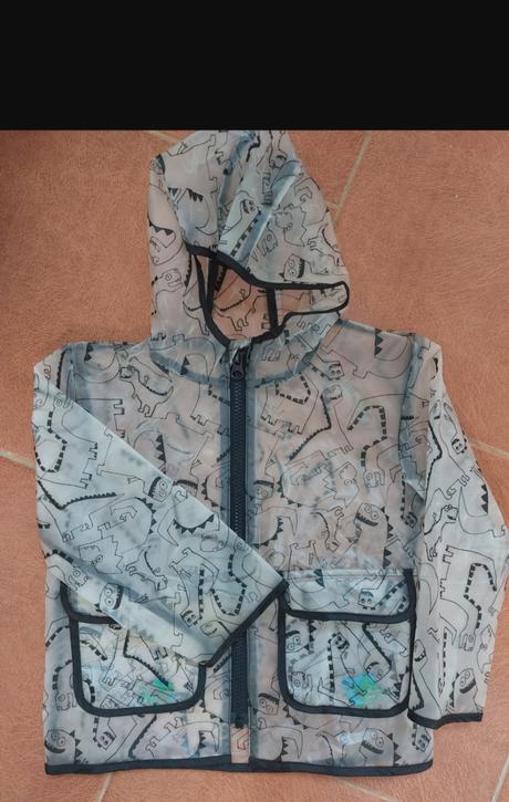 Prsiplastova bunda, 92