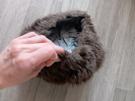 Stará retro baranica s brmbolcom, 