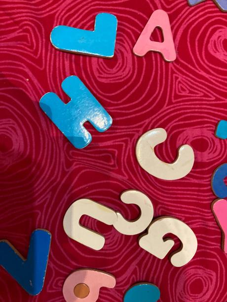 Magnetické písmenká, 