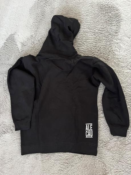 Mikinka ale čau, 140