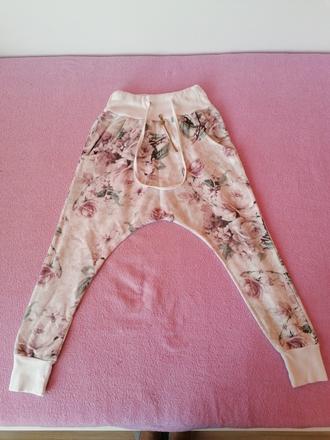 Moderné teplačiky, 122