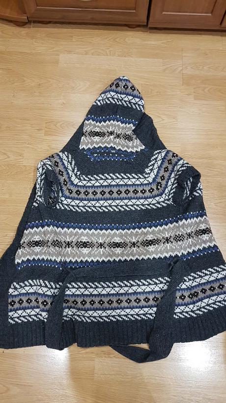 Vlnený sveter s kapucňou v. m, h&m,m