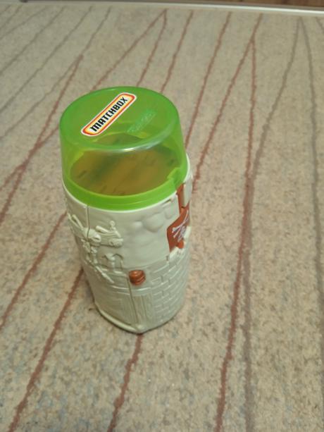 Predám cestovnu drahu matchbox,