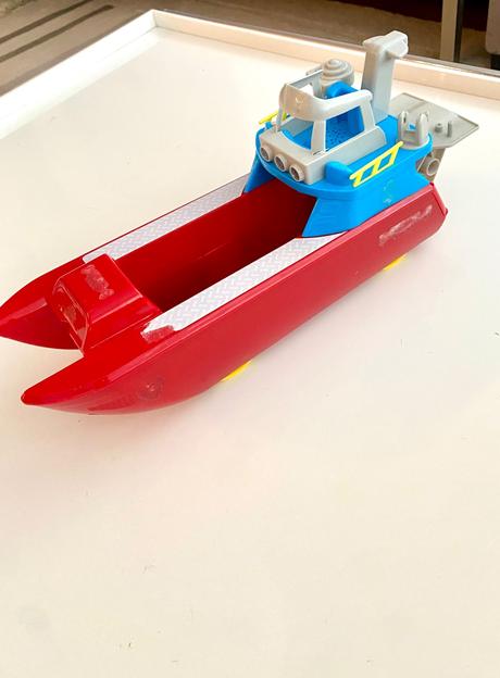 Loď/trajekt na koliečkach peppa pig,