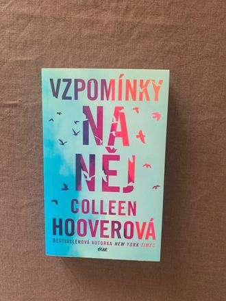 Spomienky na nej colleen hoover,