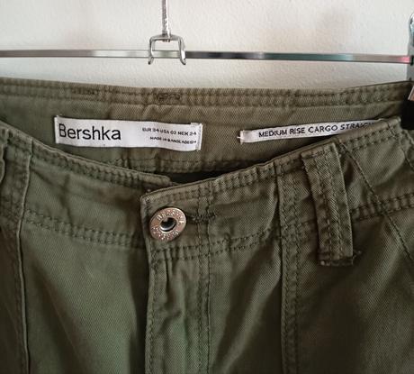 Kapsačové cargo nohavice bershka, bershka,xs