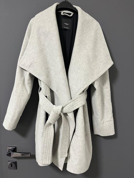 Kabát zn. mango, mango,l