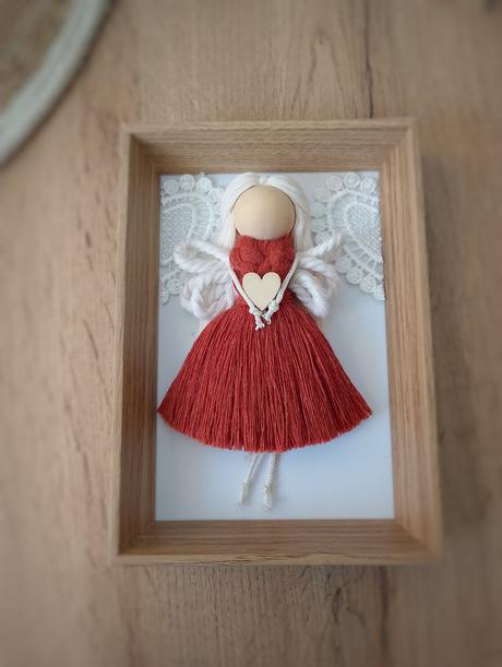 Macrame anjelik v rámčeku, 