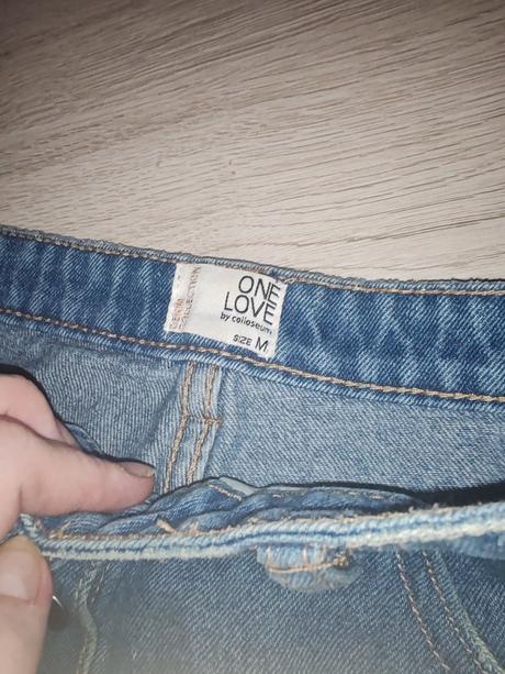 Dámska sukňa na gombíky m, m