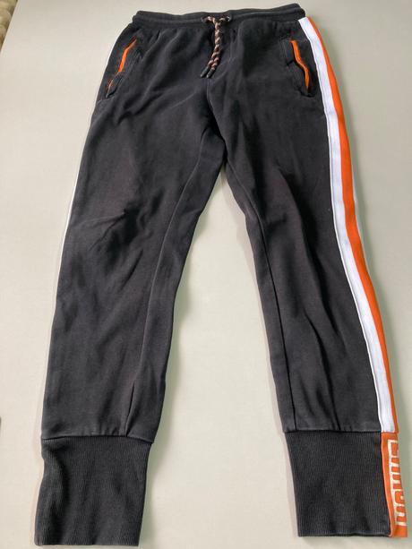 Teplaky, reserved,158