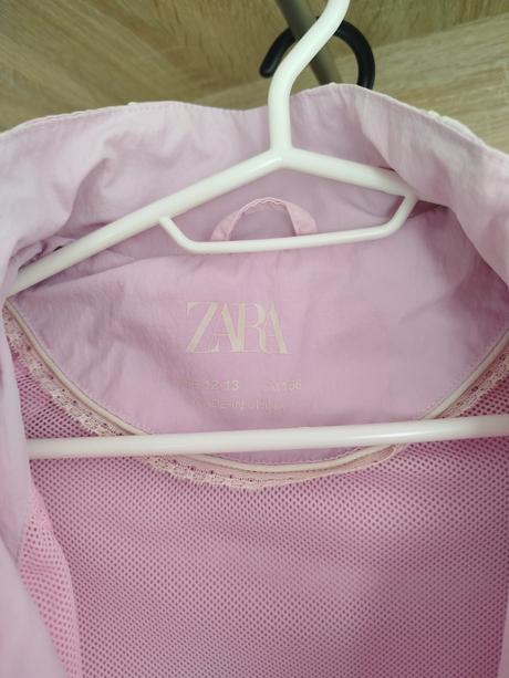 Vetrovka, zara,158