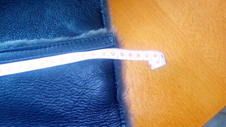 Pravý kožený trendy kožuch s kapucňou, l