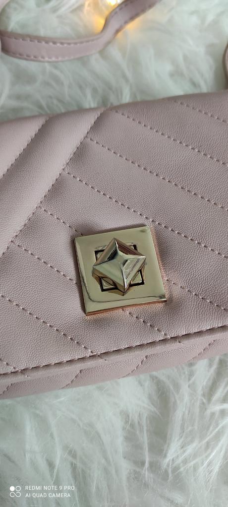 Kabelka pre slečnu,