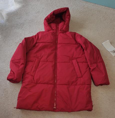 Krasna zimna cervena bunda nova, l
