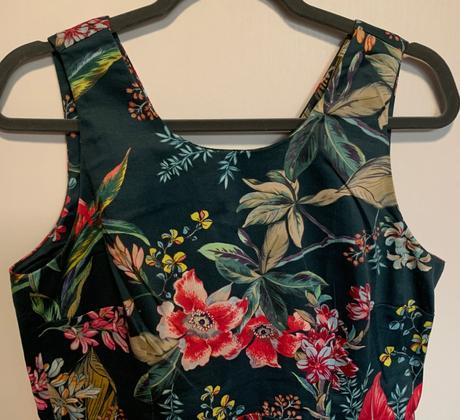 Reserved kvietkované šaty, reserved,40