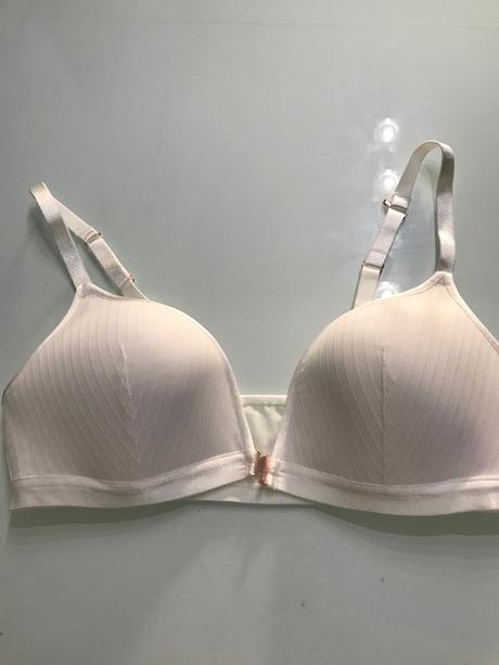 Podprsenka zapinanim z predu, f&f,80c