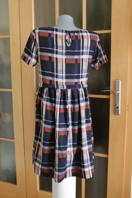 Šaty - bezchybný stav, atmosphere,l