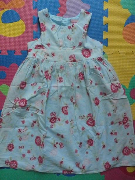 Krásne šatičky - min. nosené, cherokee,122