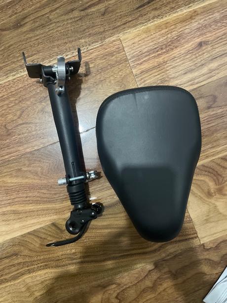 Sedadlo na kolobežku, 