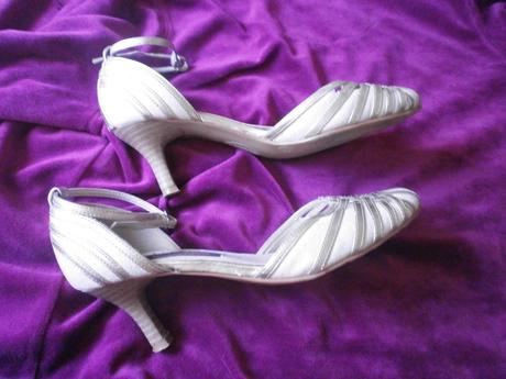 Béžové sandálky so zlatými remienkami, graceland,36