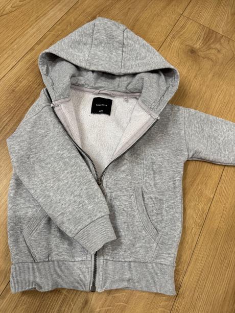 Sivá mikima, reserved,98