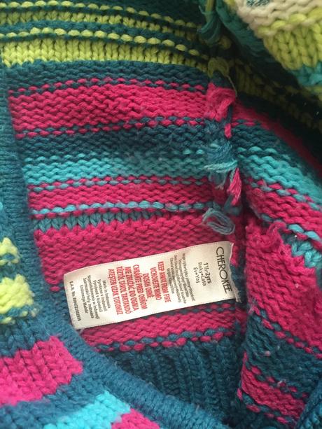 Farebny svetrik, cherokee,92