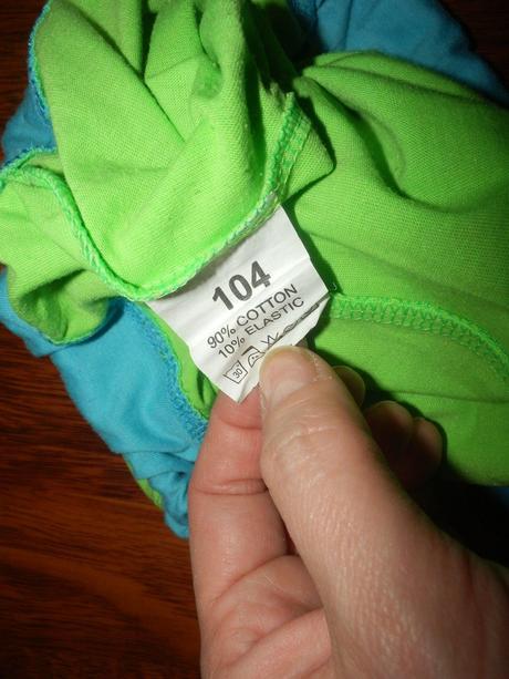 Pyžamko už len modré, 104