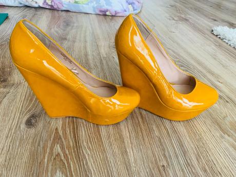 Sandálky na platforme miss selfridge, pc 60 eur, zara,38