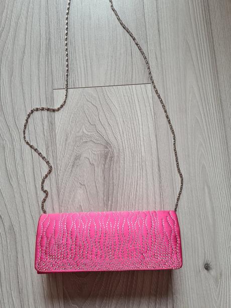 Ružová kabelka, 