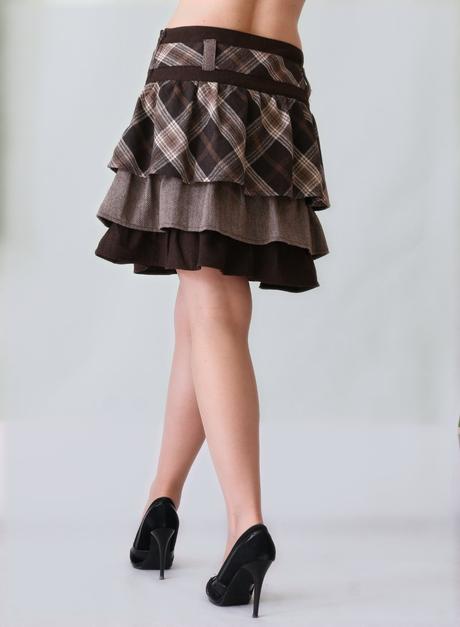 Trojvrstvá volánová minisukňa, 42