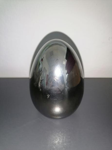 Strieborné porcelánové vajce, 