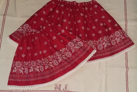 Červená bordúra suknička, 24 - xs