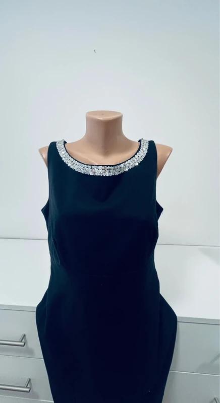 Čierne elegantné šaty h&m so strieborným výstrihom, h&m,46