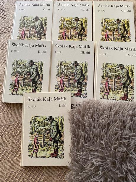 Staré retro knihy školák kája mařík 1 až 7 háj,