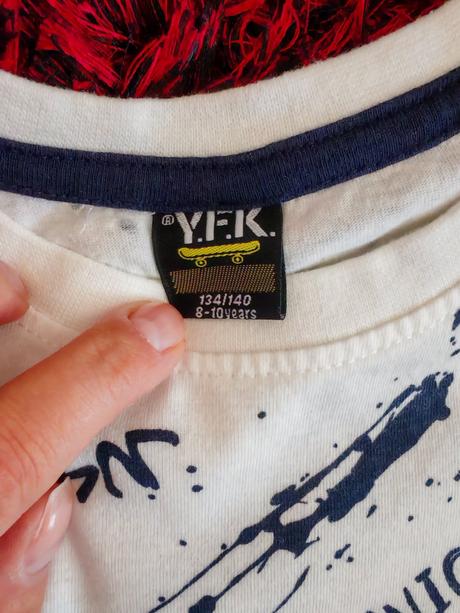 Tričko a kraťasy, 134