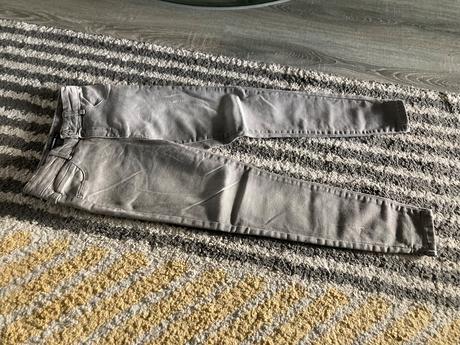 Šedé skinny rifle, reserved,140