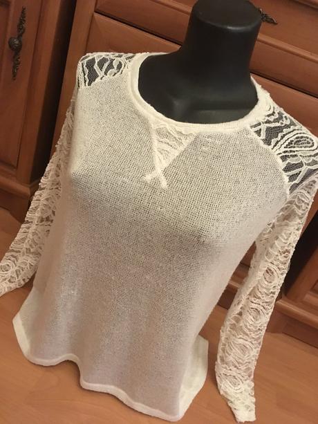 Čipkovaný biely top, veľkosť s/m, made in italy, zara,s