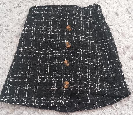 Dievčenská teplá sukňa, 134