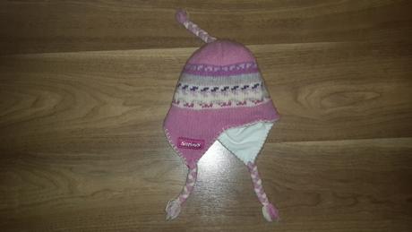 Ciapka velmi tepla znacka serious , 86